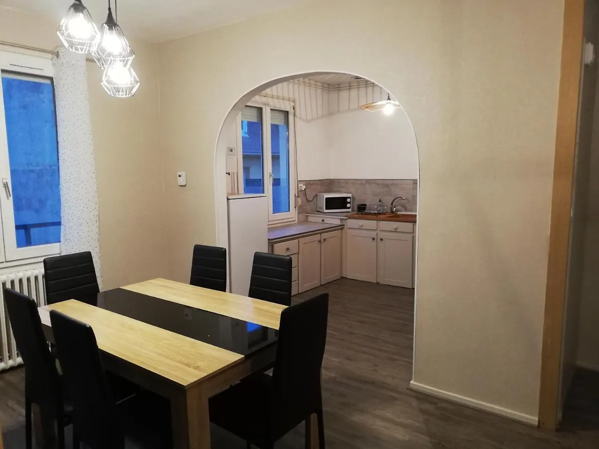 Appartement Avec 2 Chambres, Proche De La Gare De Saint Brieuc 0*, Saint-Brieuc France
