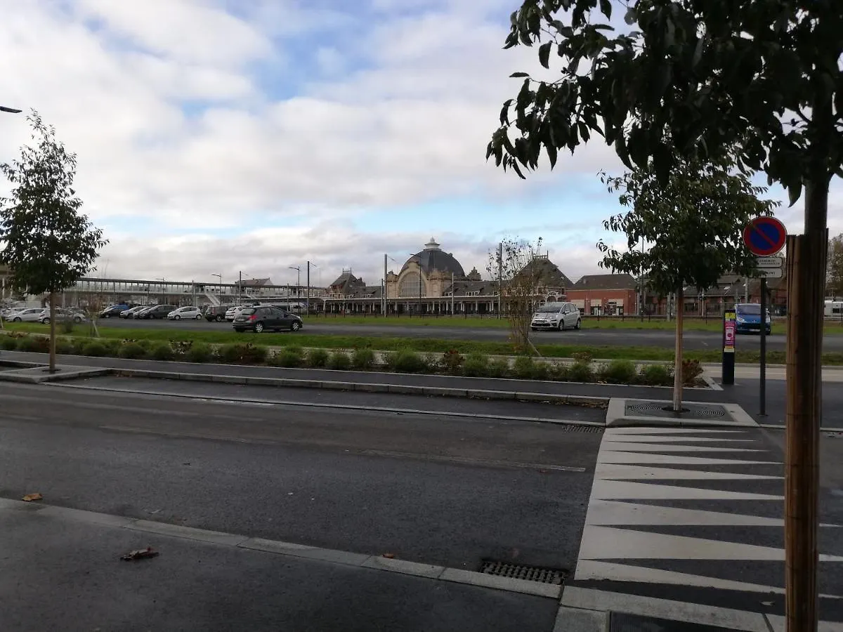Appartement Avec 2 Chambres, Proche De La Gare De Saint Brieuc 0*, Saint-Brieuc France