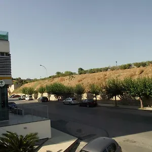 https://city-center-modern-single-floor-apartment.rethymnohotels.net